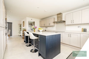 Photo 24- click for photo gallery